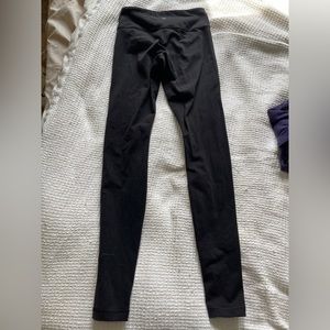 Lululemon Wunder Under leggings